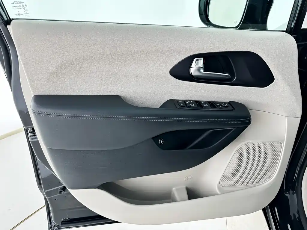 Chrysler Grand VoyagerPHEV PHEV 2019 3.6L