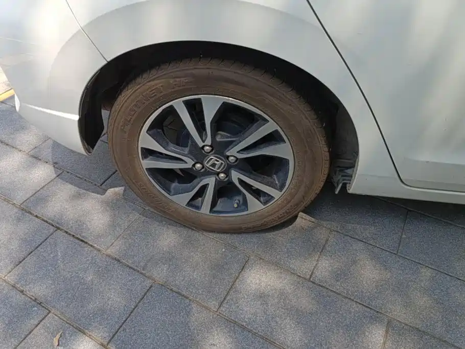 Honda Fit — миниатюра 6