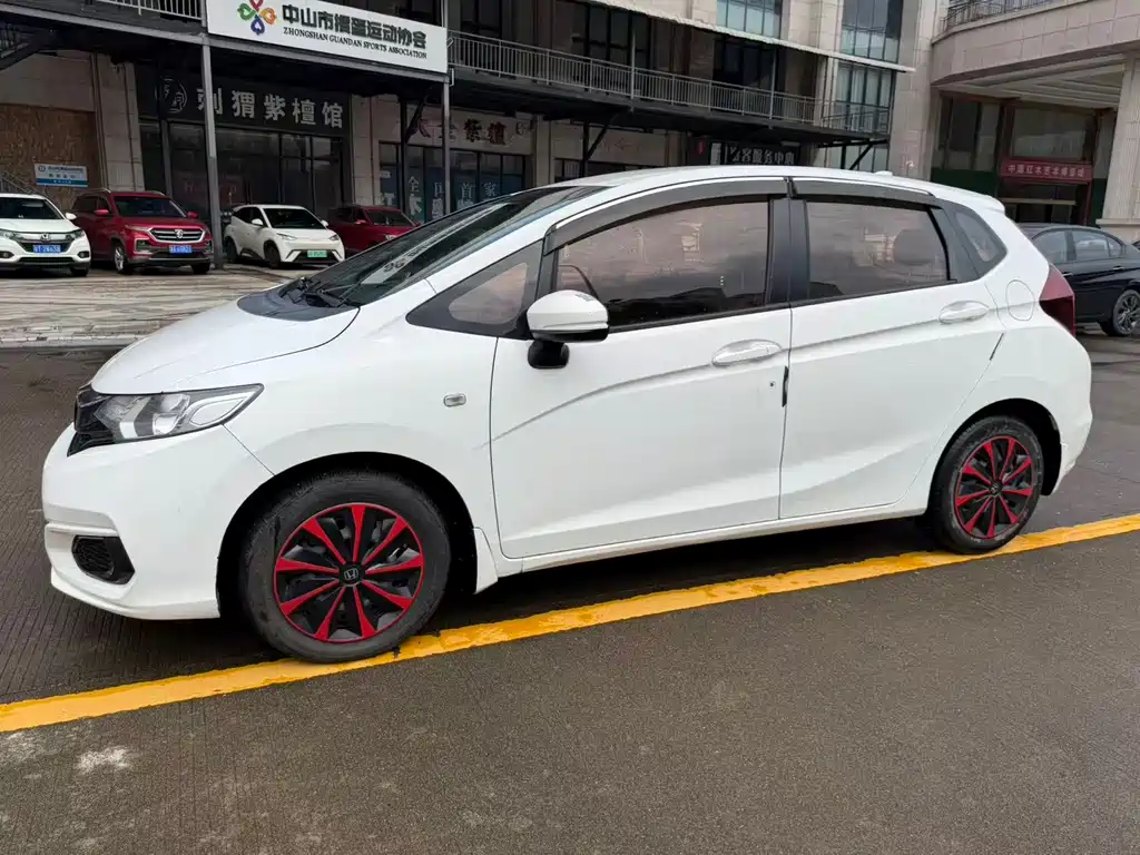 Honda Fit — миниатюра 3
