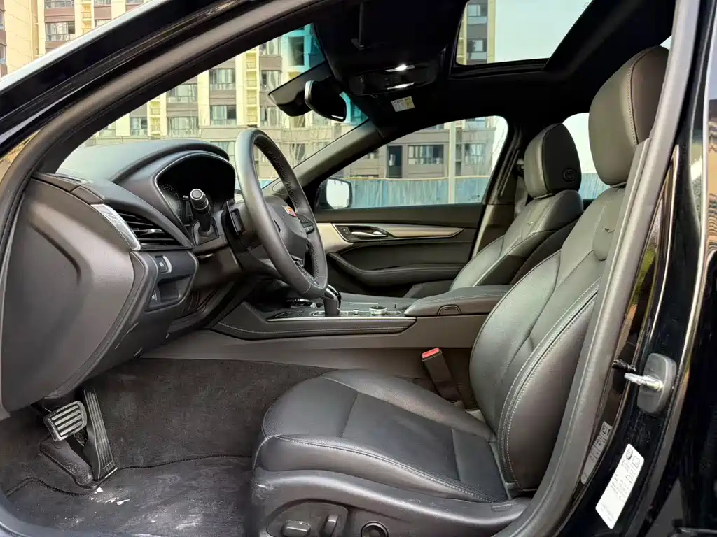 Cadillac CT5 2023 28T Luxury （ Standard ）