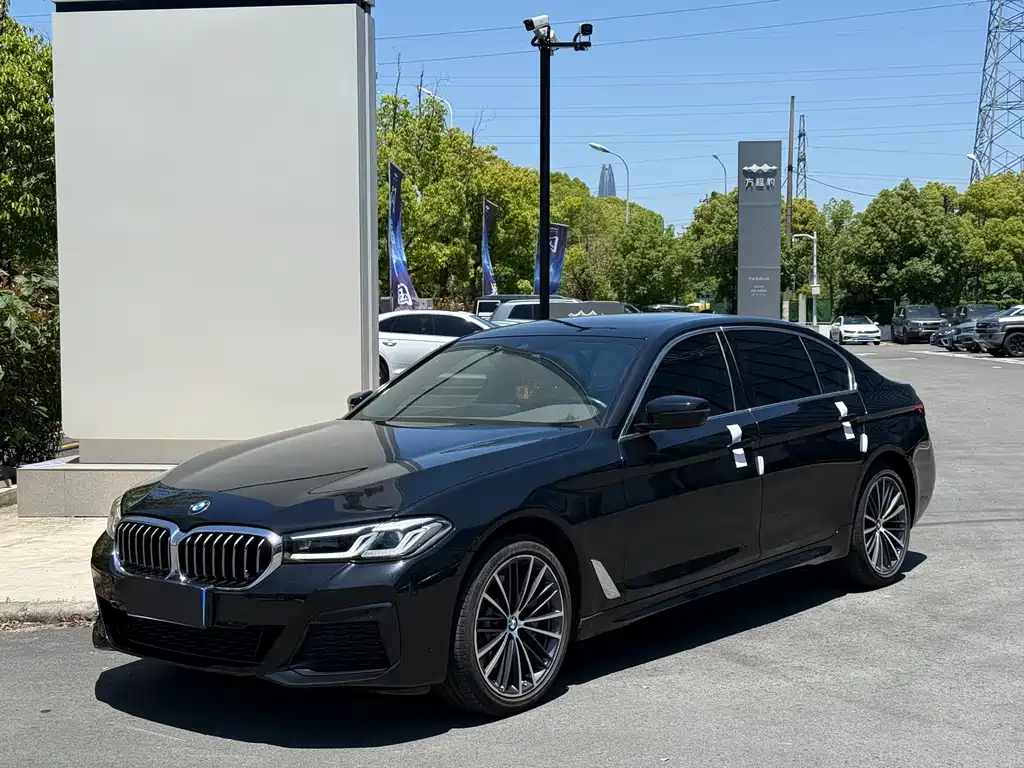 BMW 5 Series 2024