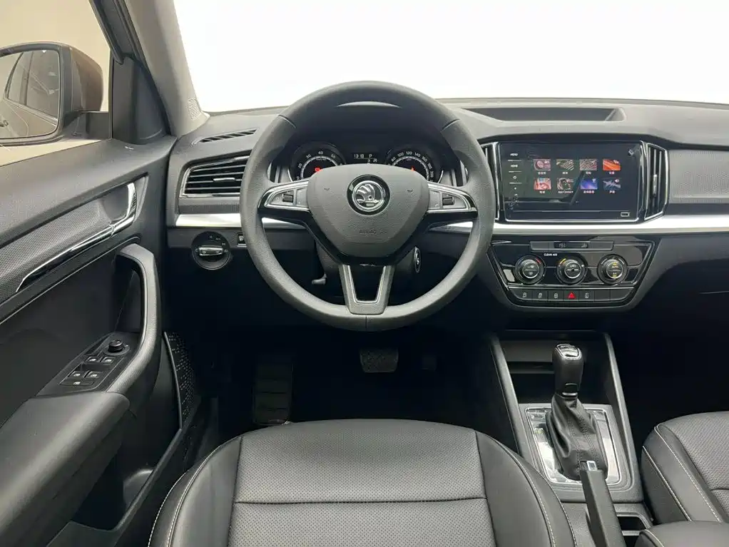 Skoda Kamiq — миниатюра 19