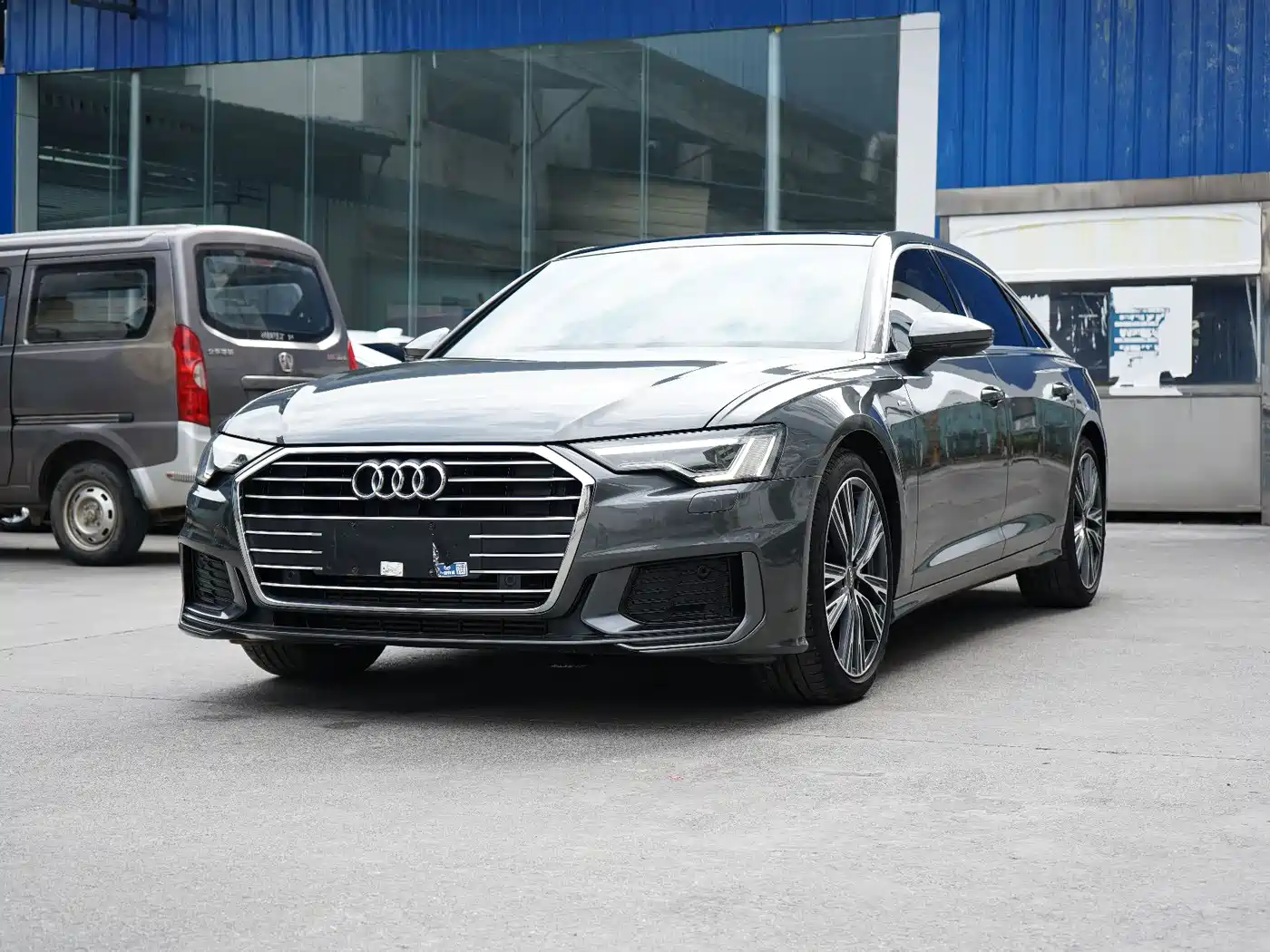奥迪A6L 2021款 40 TFSI 豪华动感型 2021