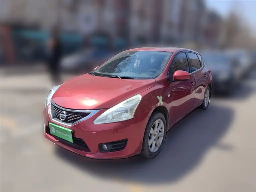 Купить Nissan Tiida