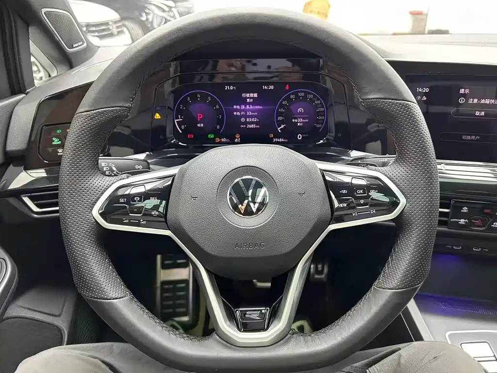 Volkswagen Golf — миниатюра 12