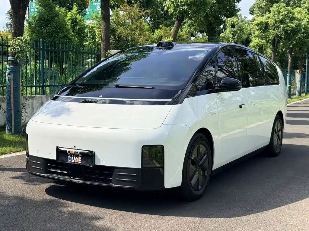 Li Auto Li MEGA