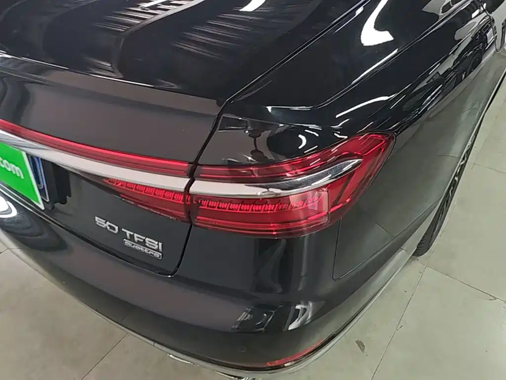 Audi A8 — миниатюра 8