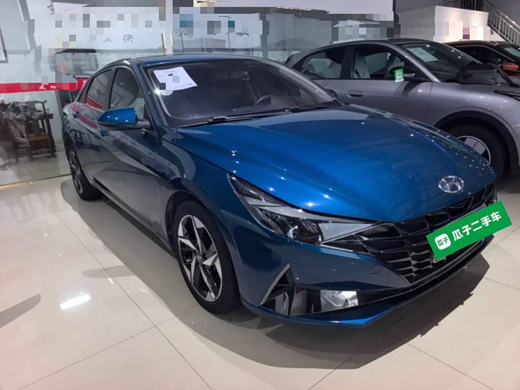 Hyundai Elantra 1.5 л 2021 г. Голубой, пробег 46900 км