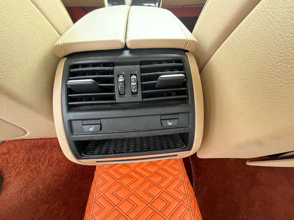 BMW 5 Series — миниатюра 18