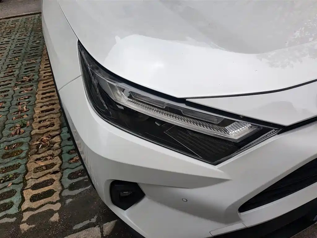 Toyota RAV4 2023 2.0L CVT 20