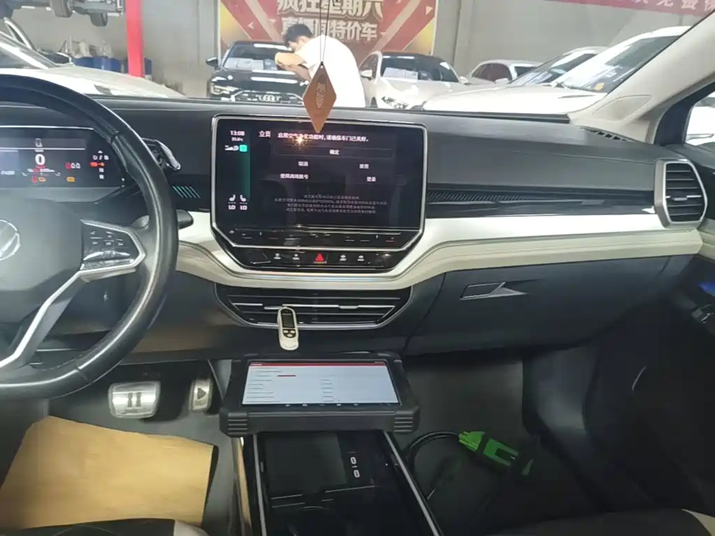 Volkswagen ID.6 Crozz — миниатюра 13