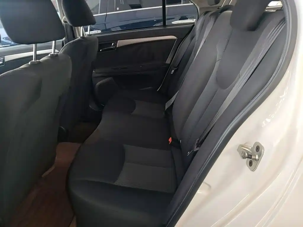 Roewe 350 — миниатюра 17