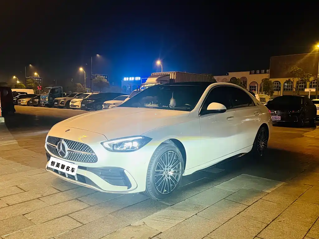 Mercedes-Benz C-Class 2022