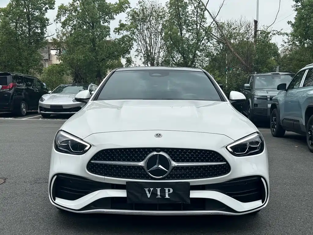 Mercedes-Benz C-Class — миниатюра 2