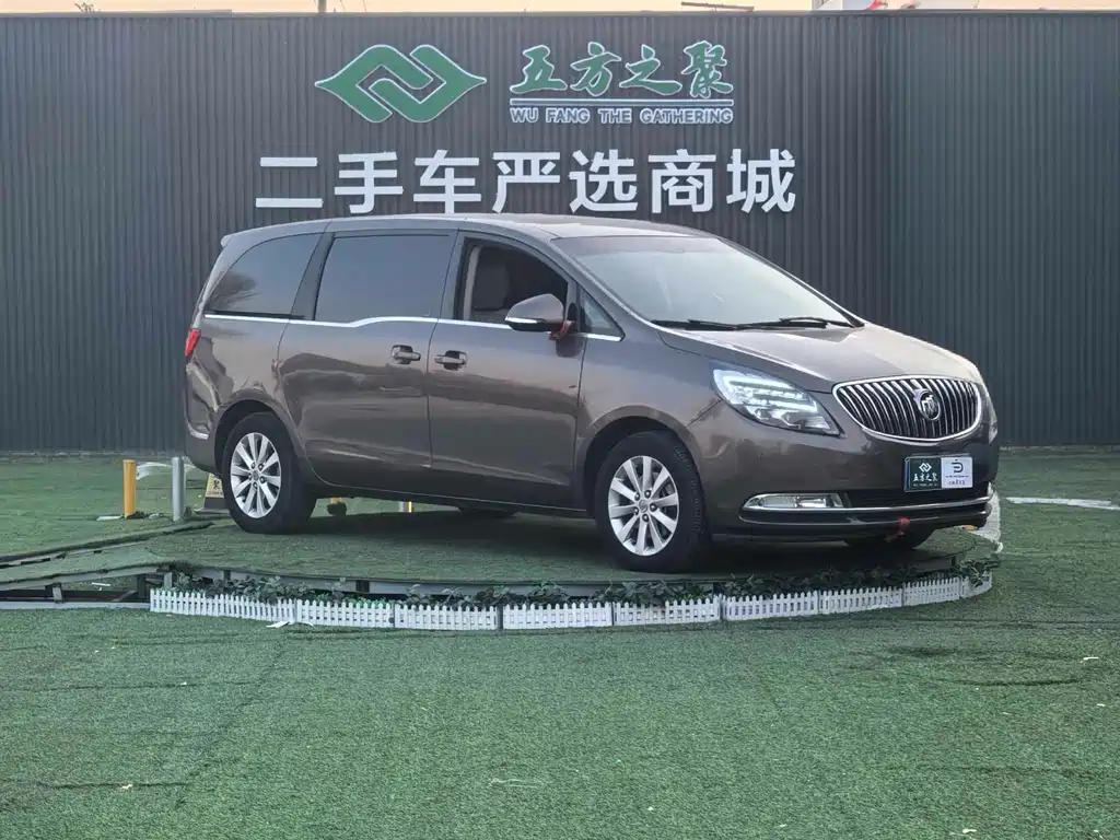 Buick GL8 2015 2.4L Luxury Premium