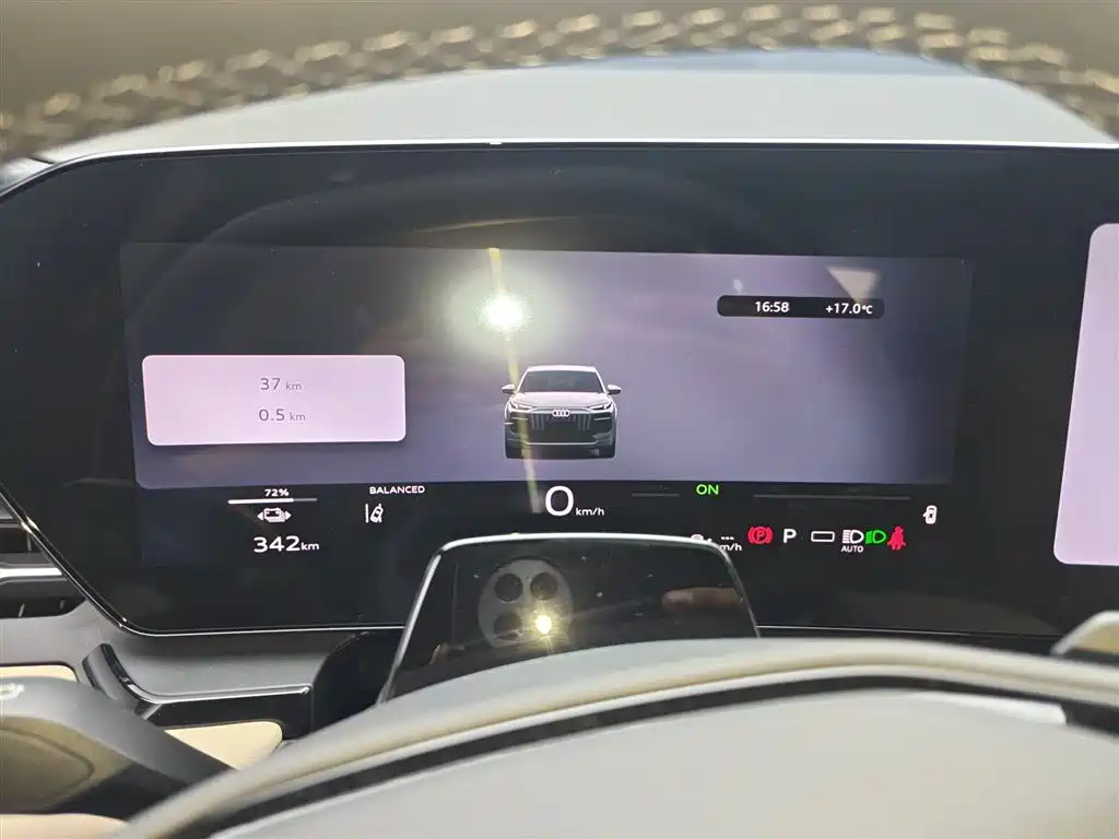 Audi Q6L e-tron