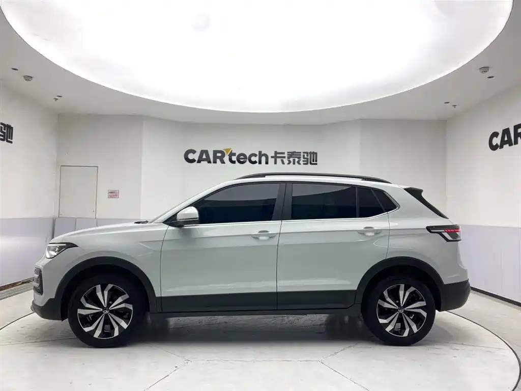 Volkswagen Tharu 2025 1.5L