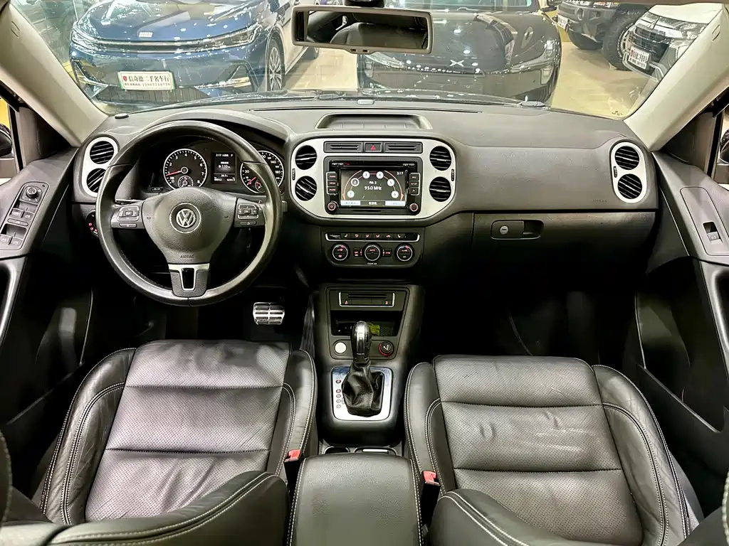 Volkswagen Tiguan — миниатюра 12