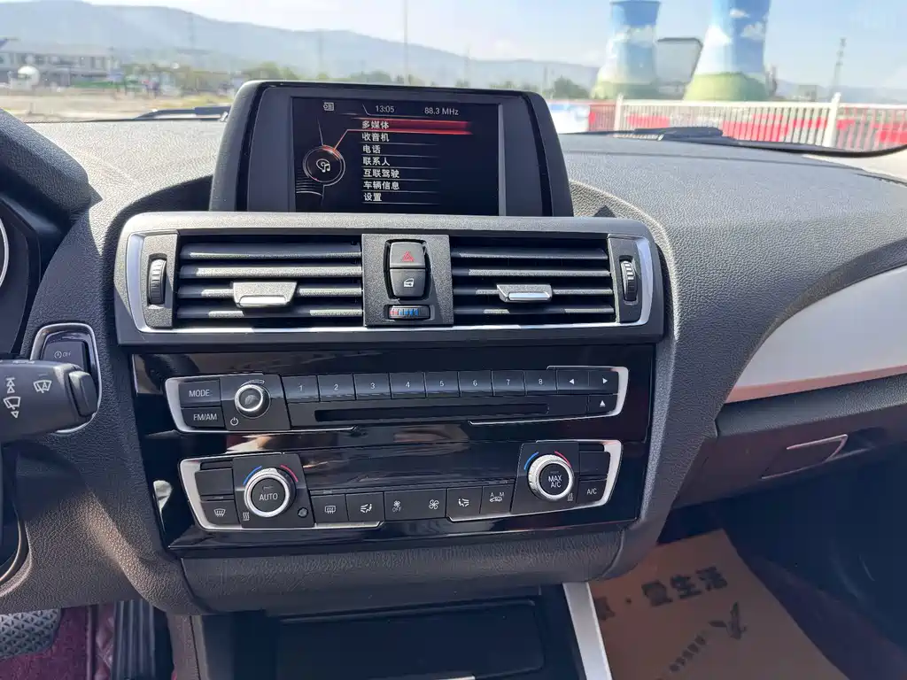 BMW 1 Series (Import) — миниатюра 9