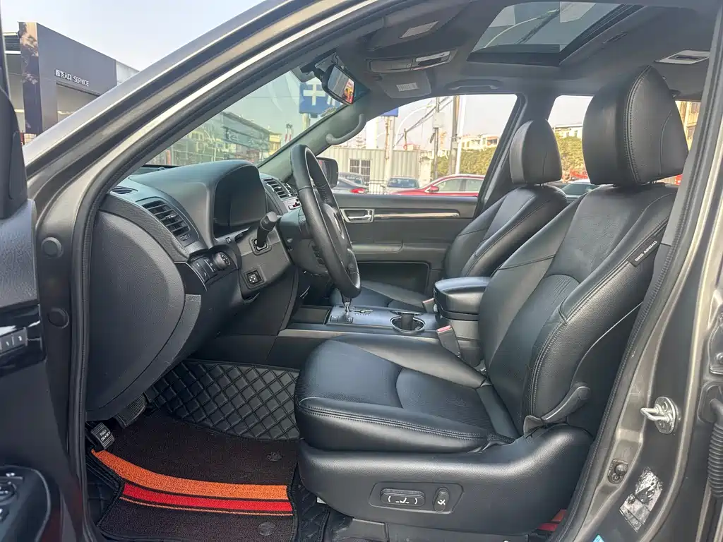 Kia Borrego — миниатюра 9