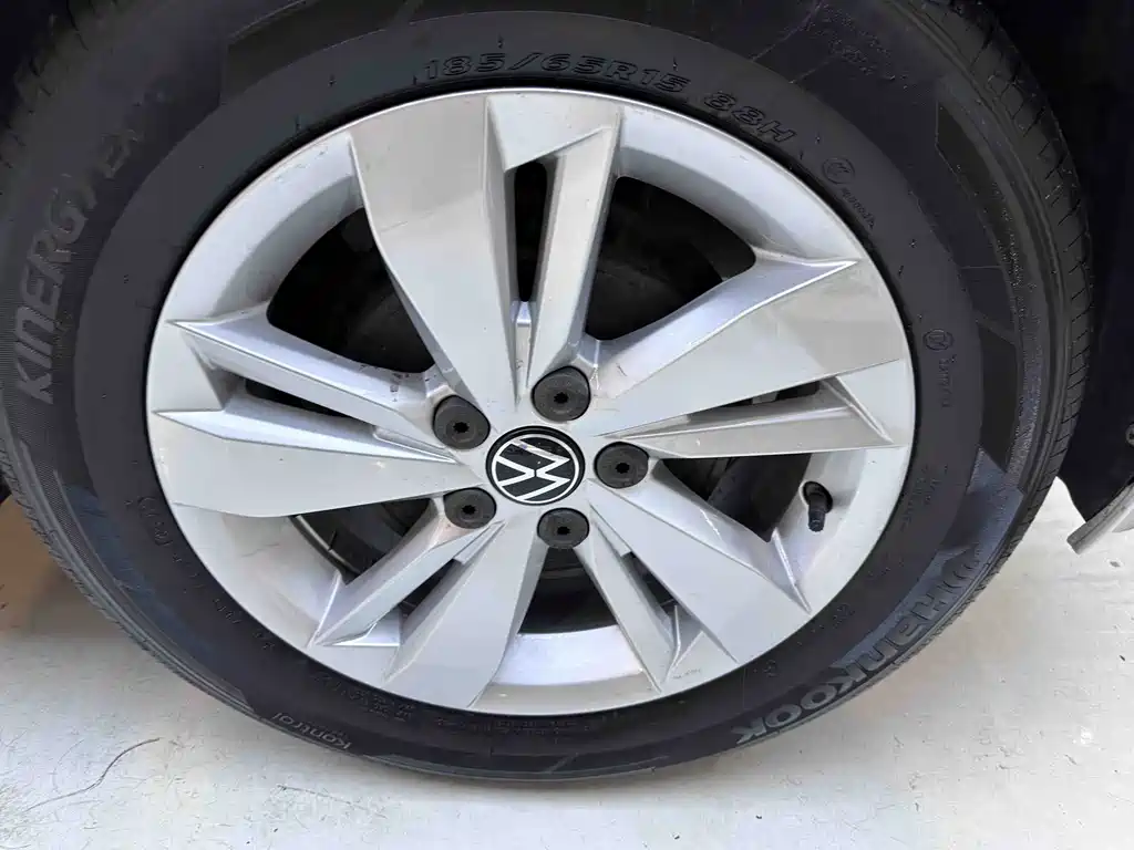 Volkswagen Polo — миниатюра 16