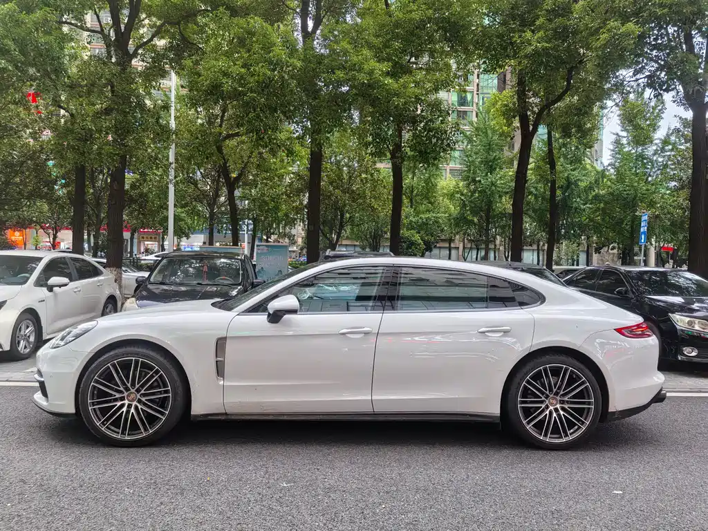 Porsche Panamera 2019 Panamera 4 Executive Long Wheelbase 2.9T