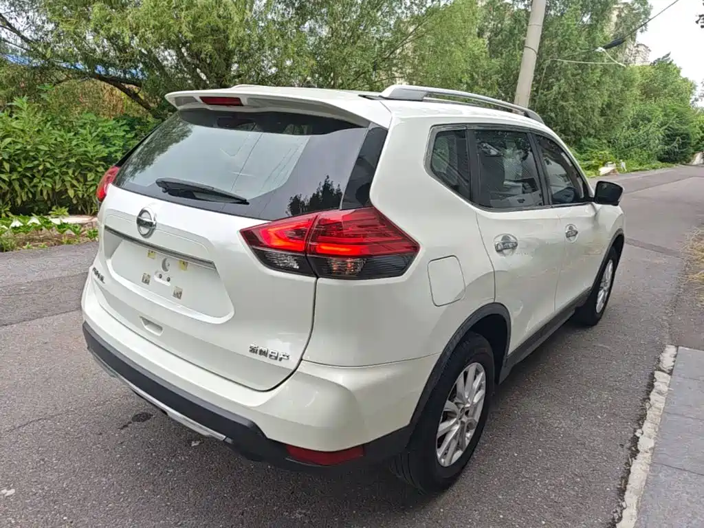 Nissan X-Trail — миниатюра 7
