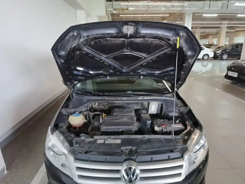 Volkswagen Santana — миниатюра 20