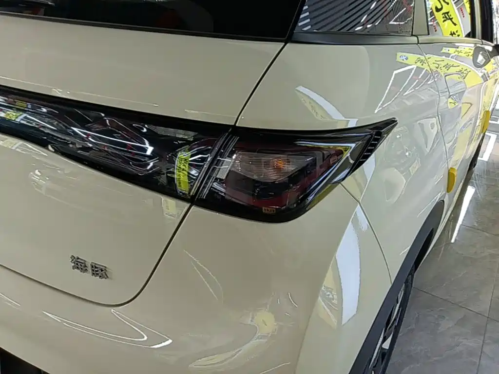 BYD Dolphin — миниатюра 8