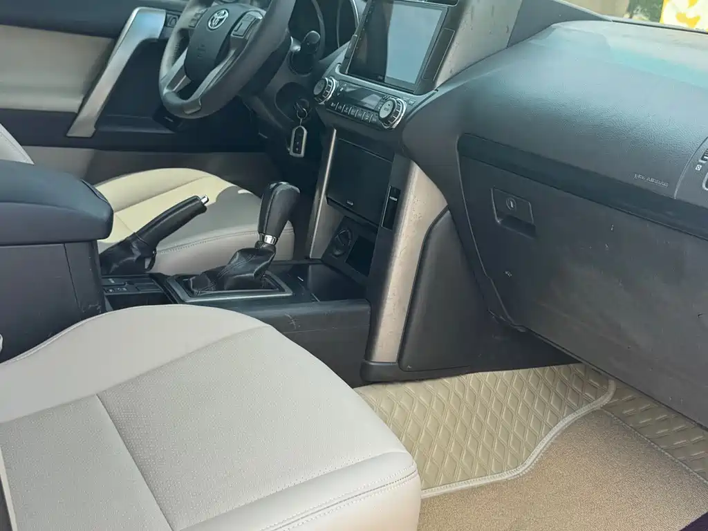 Toyota Prado (Import) — миниатюра 9