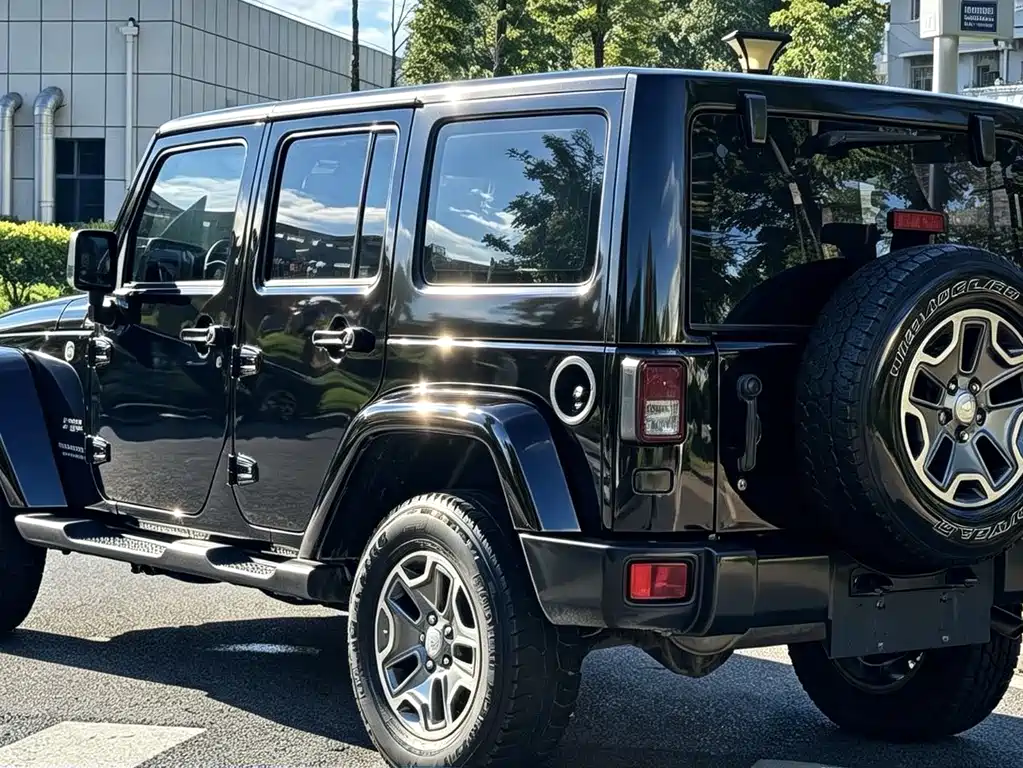 Jeep Wrangler — миниатюра 6