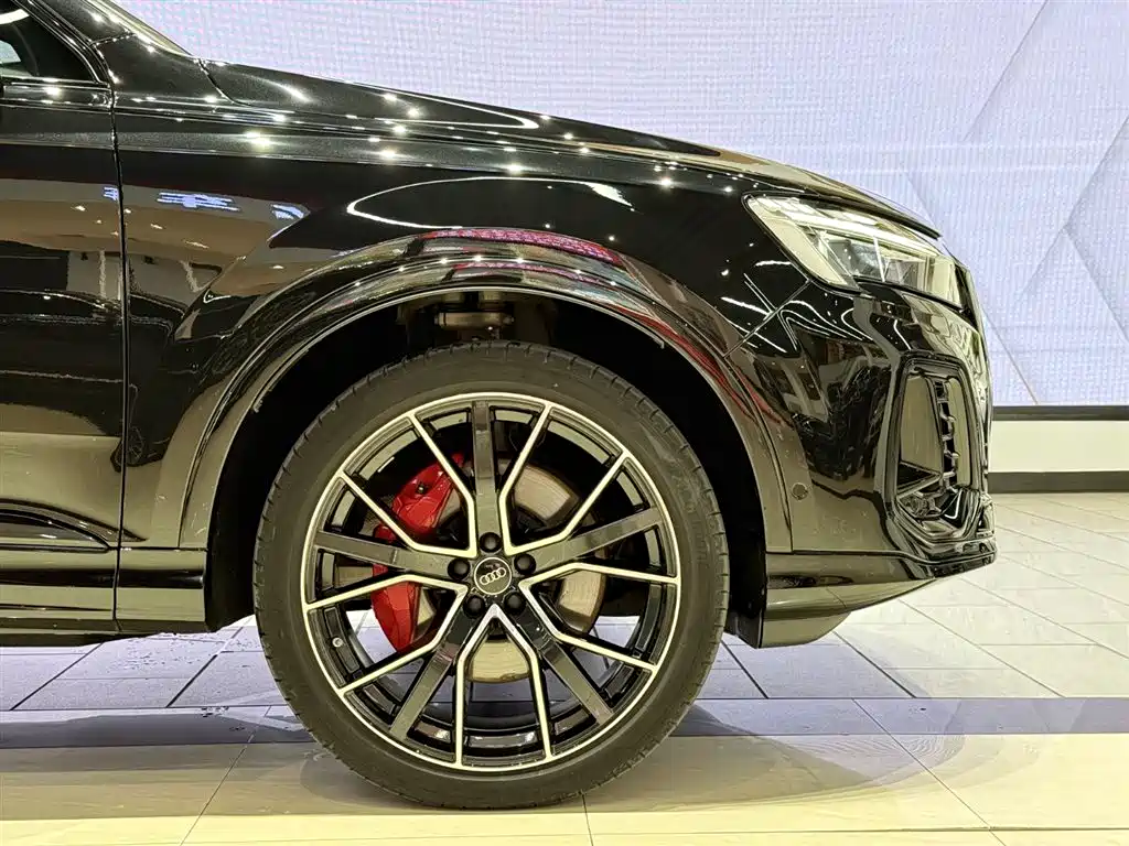 Audi Q7 2025 55 TFSI quattro S line Sport