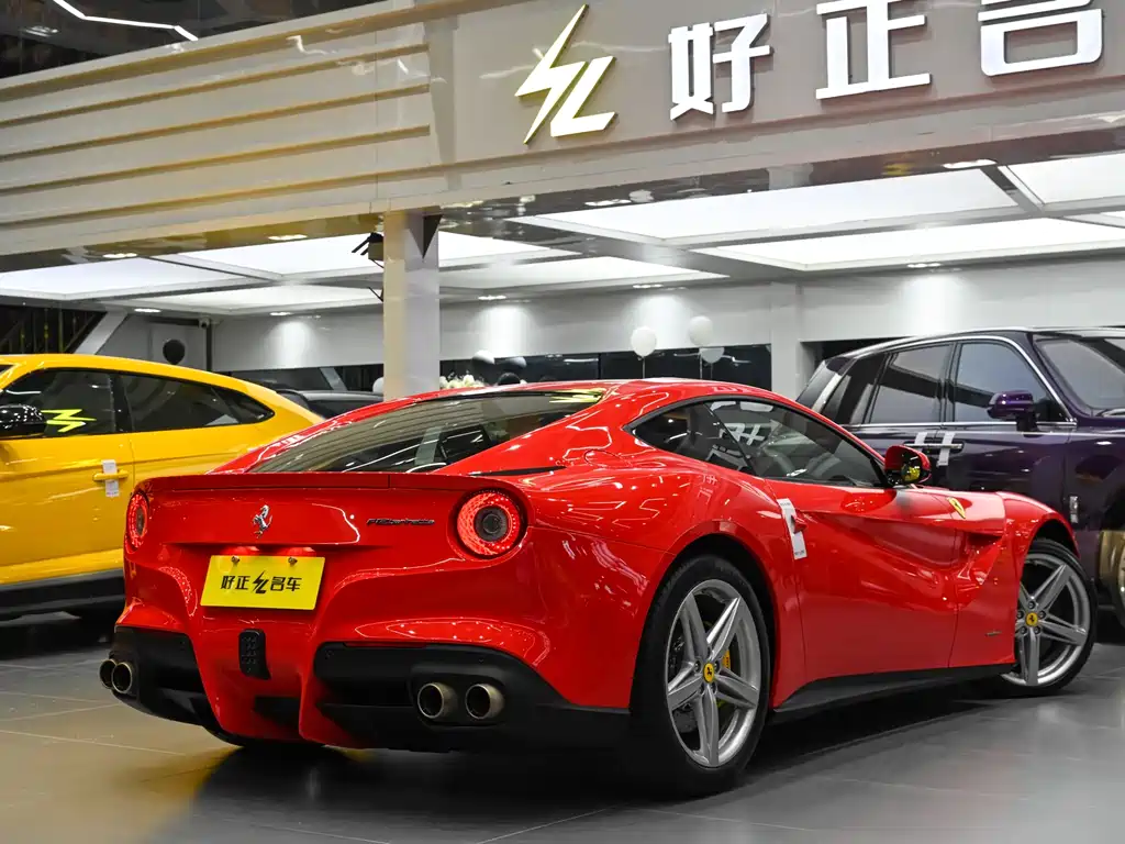 FERRARI F12BERLINETTA
