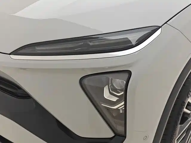 NIO EC6 — миниатюра 14