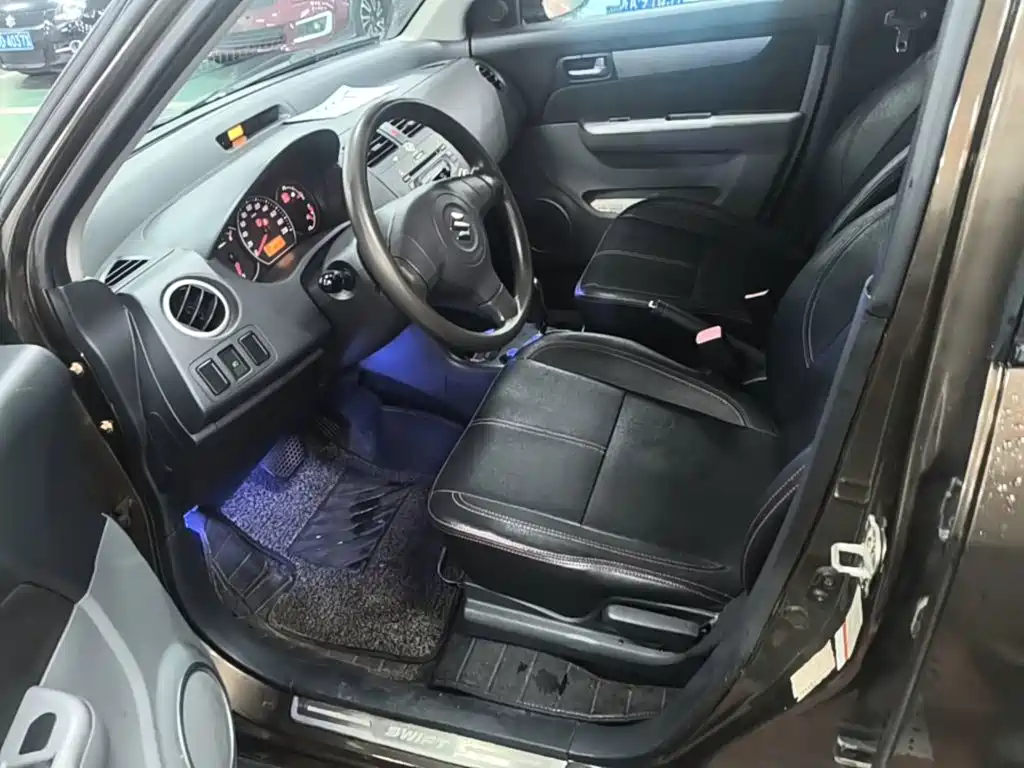 Suzuki Swift — миниатюра 15