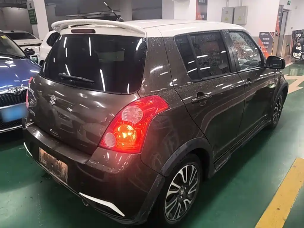 Suzuki Swift — миниатюра 7