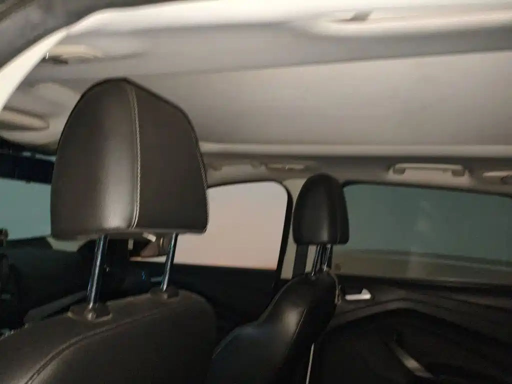 Ford Kuga — миниатюра 19