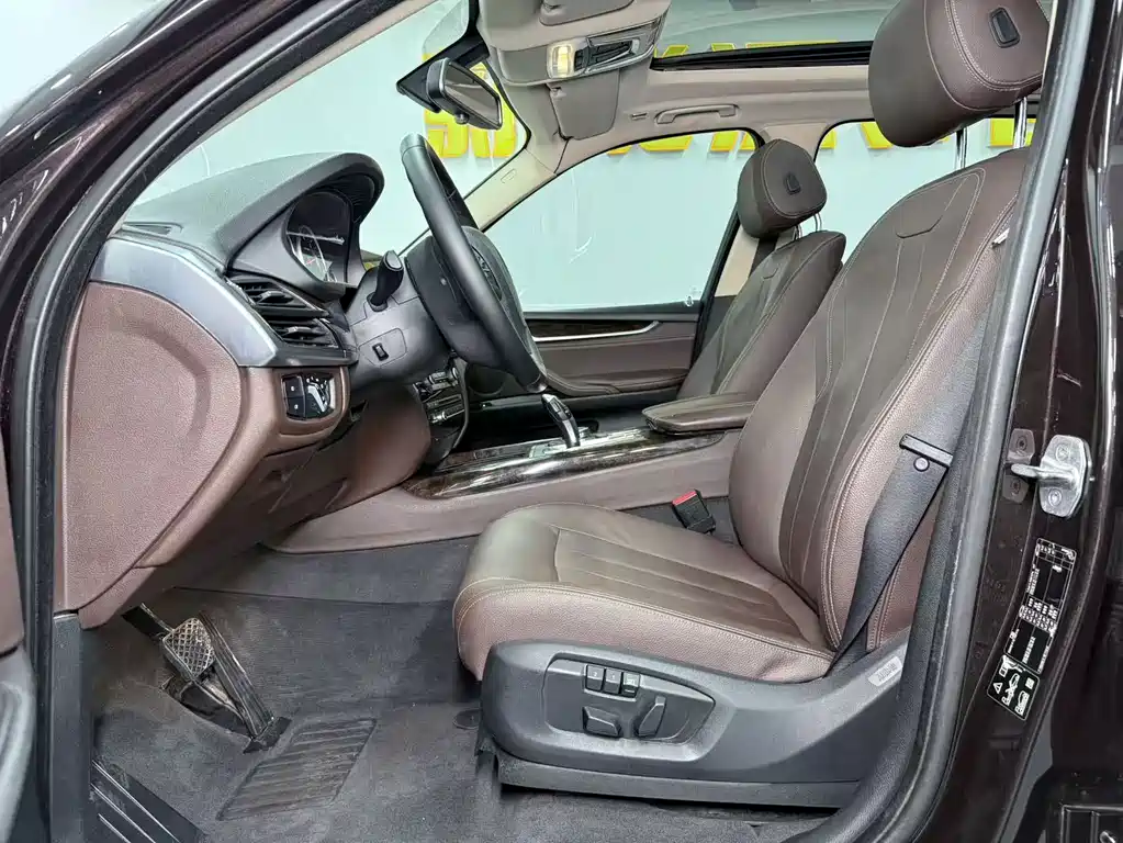 BMW X5 (Import) — миниатюра 7