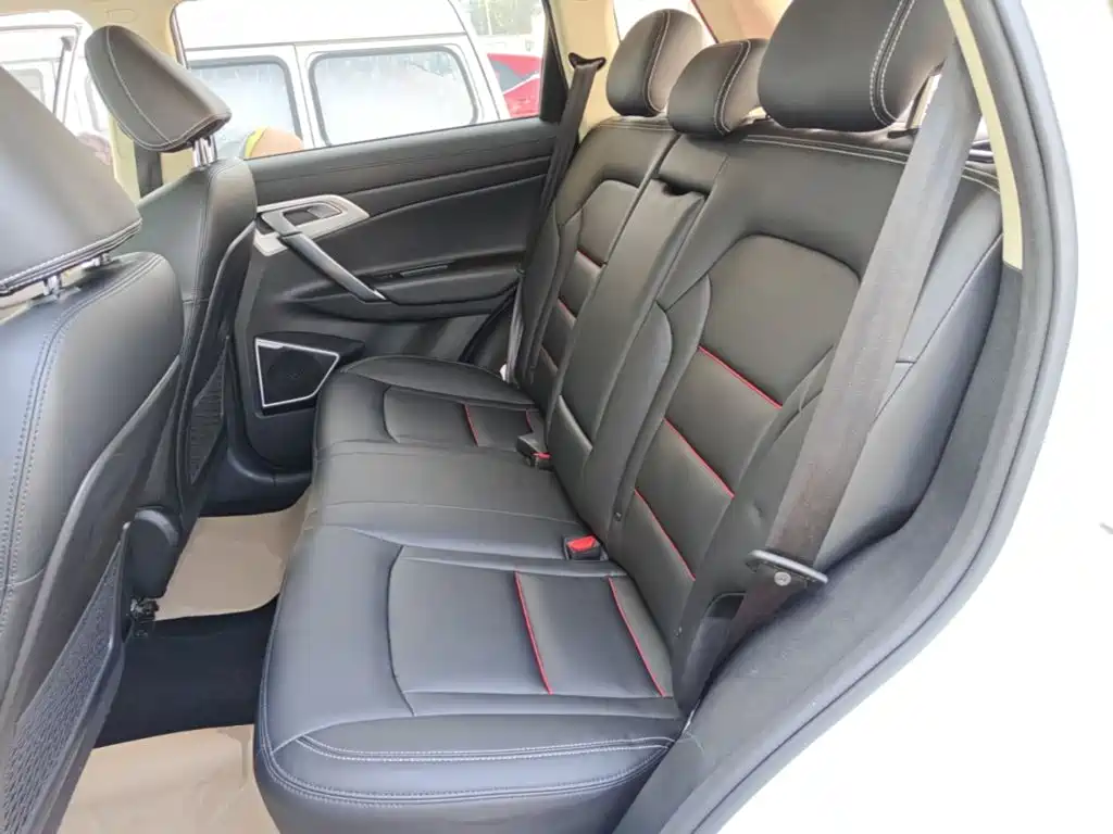 Geely Boyue — миниатюра 17