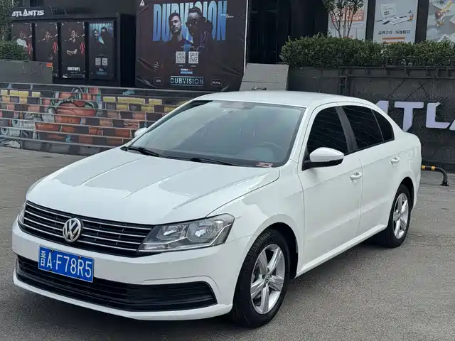 VOLKSWAGEN LAVIDA 2018
