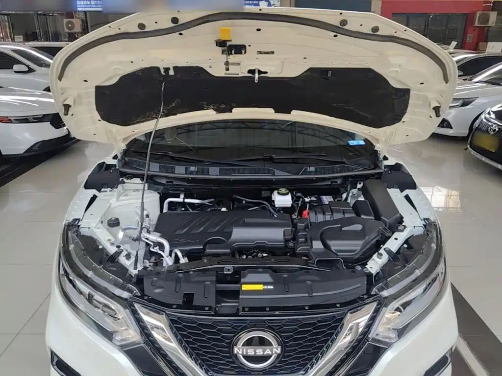 Nissan Qashqai — миниатюра 20