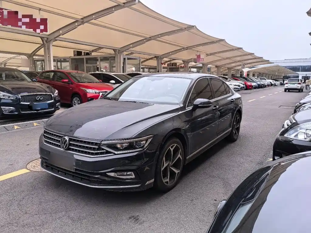 Volkswagen Magotan