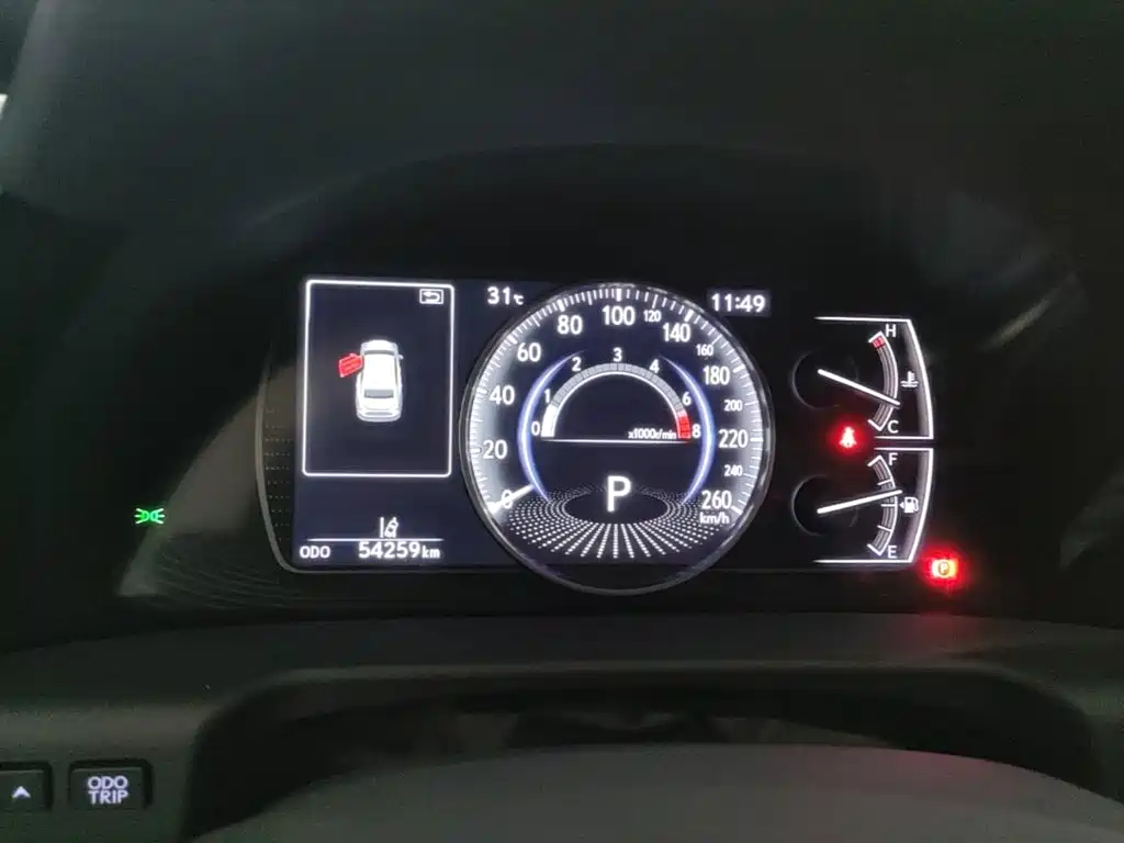 Lexus ES — миниатюра 12