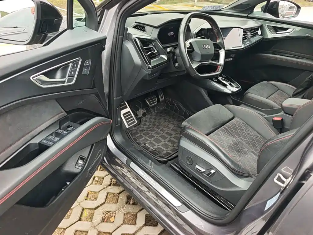 Audi Q5 e-tron — миниатюра 21