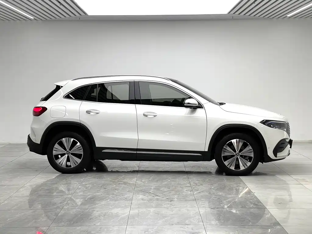Mercedes-Benz EQA — миниатюра 8