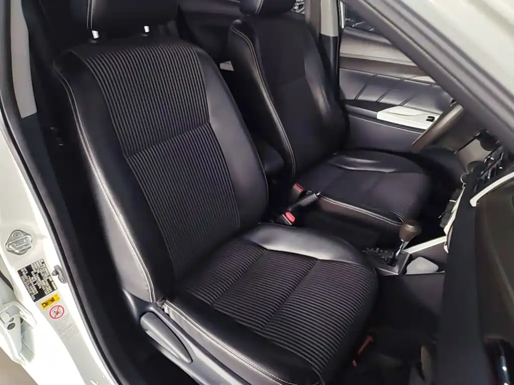 Toyota Yaris L — миниатюра 25