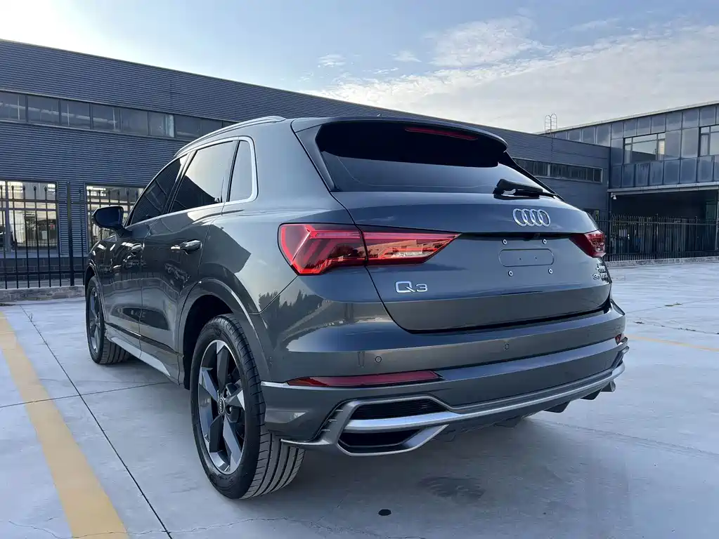 Audi Q3 — миниатюра 4