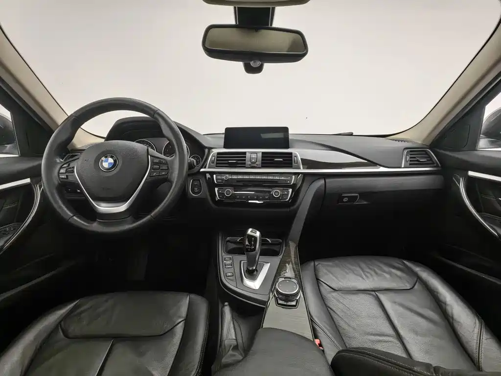 BMW 3 Series — миниатюра 5