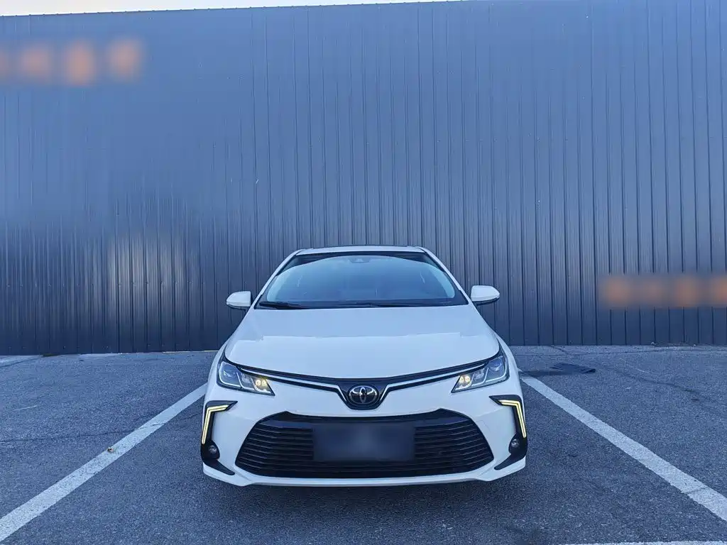 Toyota Corolla — миниатюра 4