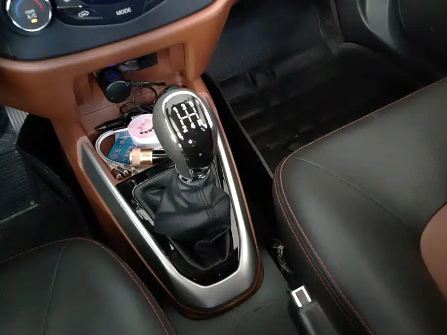 Geely King Kong — миниатюра 16